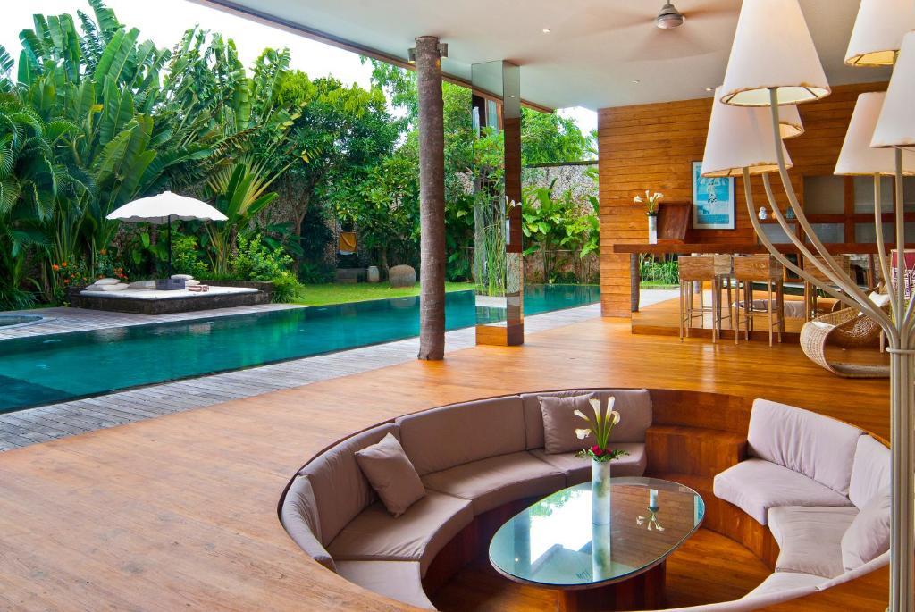 Eko Villa Seminyak - Tropical Villa, Walk To Beach Kültér fotó