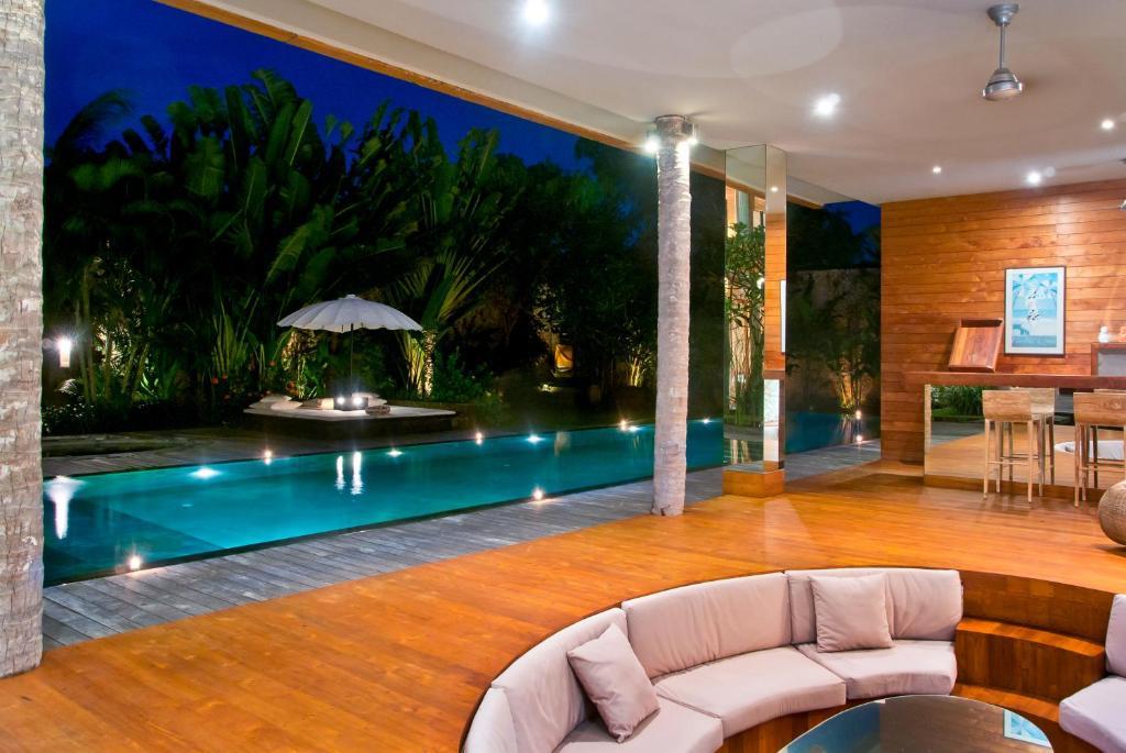 Eko Villa Seminyak - Tropical Villa, Walk To Beach Kültér fotó